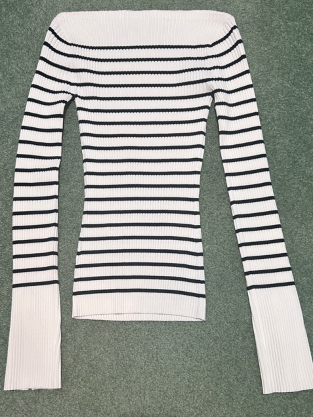 NWOT A.L.C. Anya Striped Off-White and Dark Navy Striped Ribbed Knit Top - Picture 4 of 13